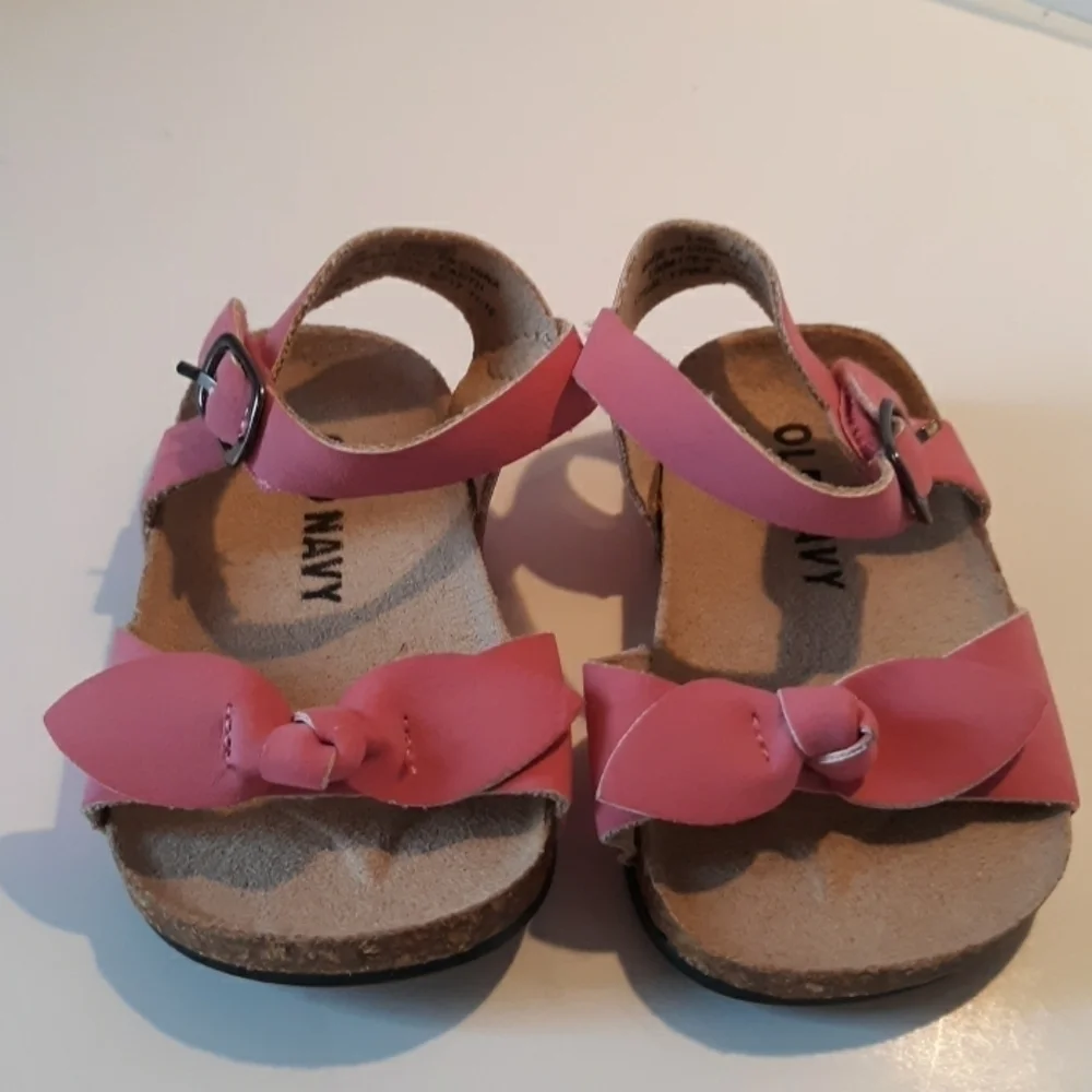 Old Navy pink 3-6 month sandals